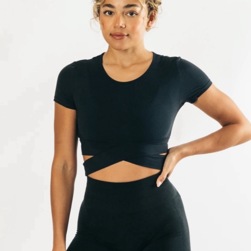 Alphalete Workout Top